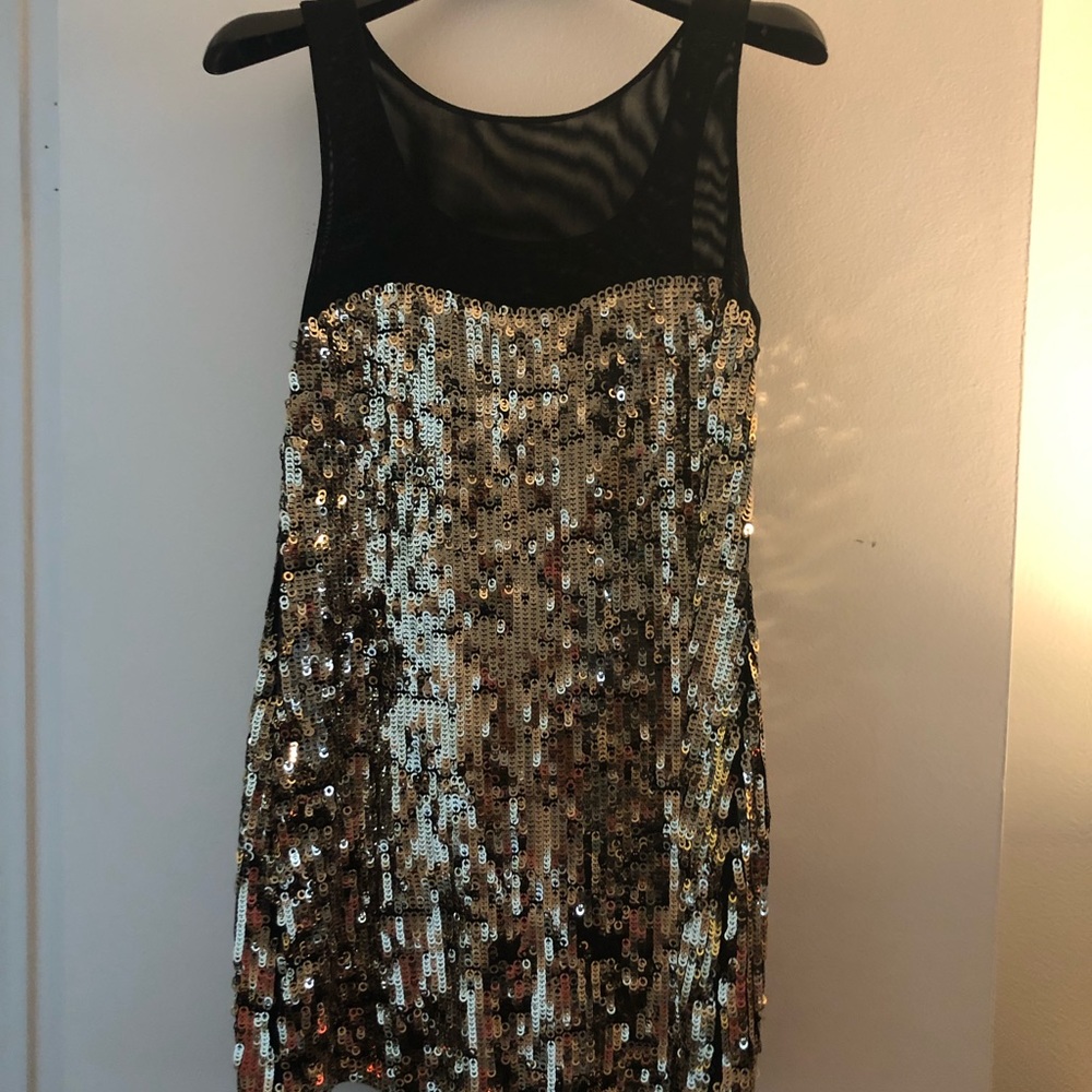 Little Black/Gold dress